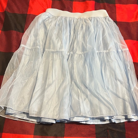 NWOT SHEIN 4 piece bundle. 2 holiday tshirts & 2 pastel color skirts (size 4/s) - Picture 9 of 15